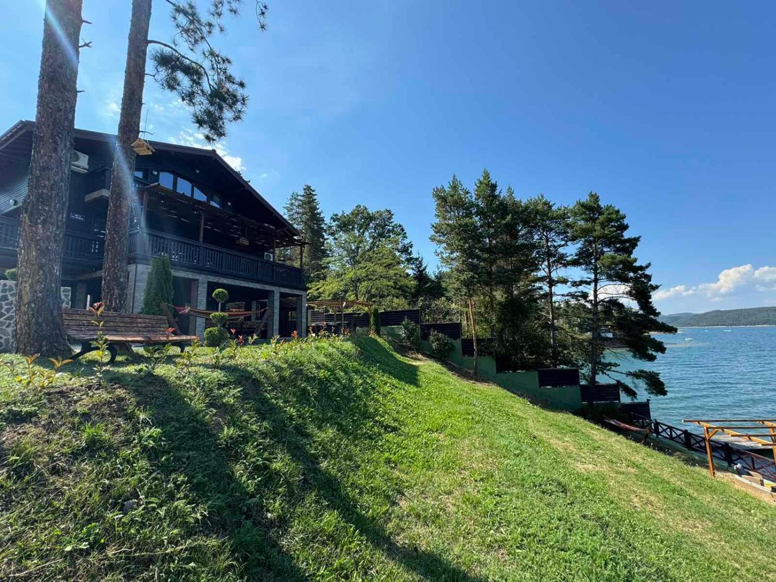Villa Iskar Lake Residence By Bookvillabg Shtarkelovo Gnezdo 외부 사진