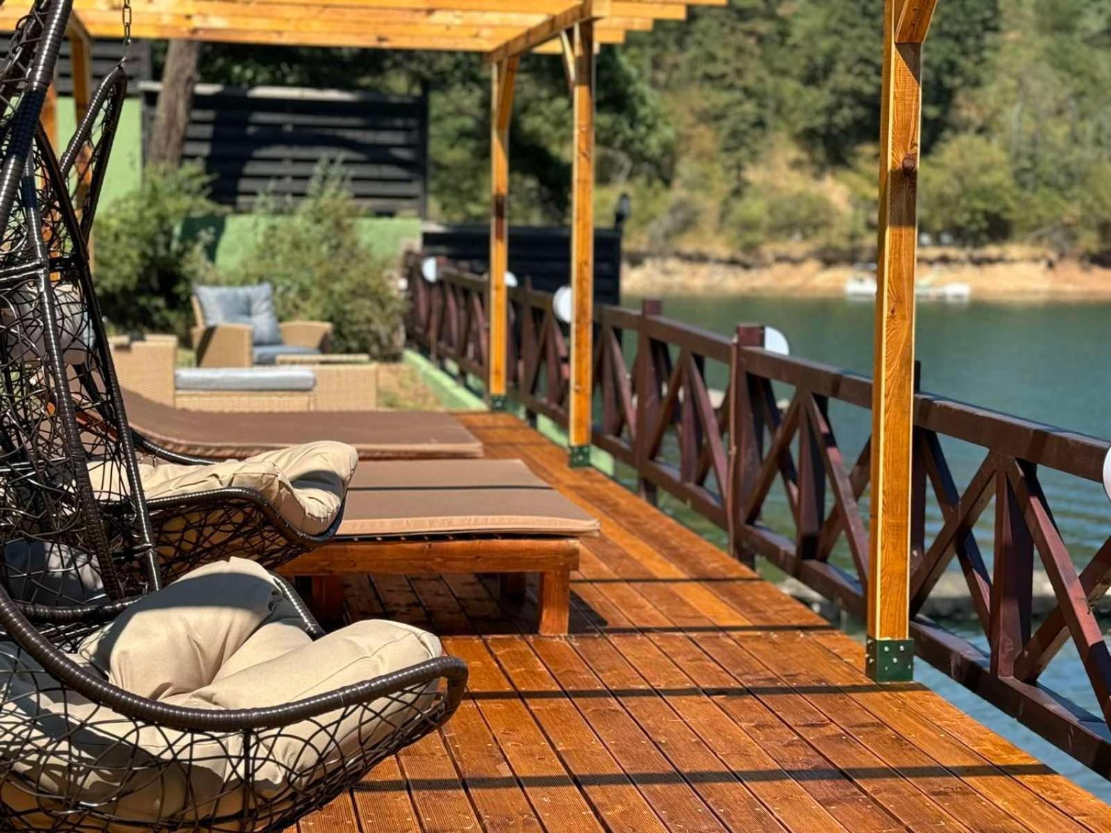 Villa Iskar Lake Residence By Bookvillabg Shtarkelovo Gnezdo 외부 사진