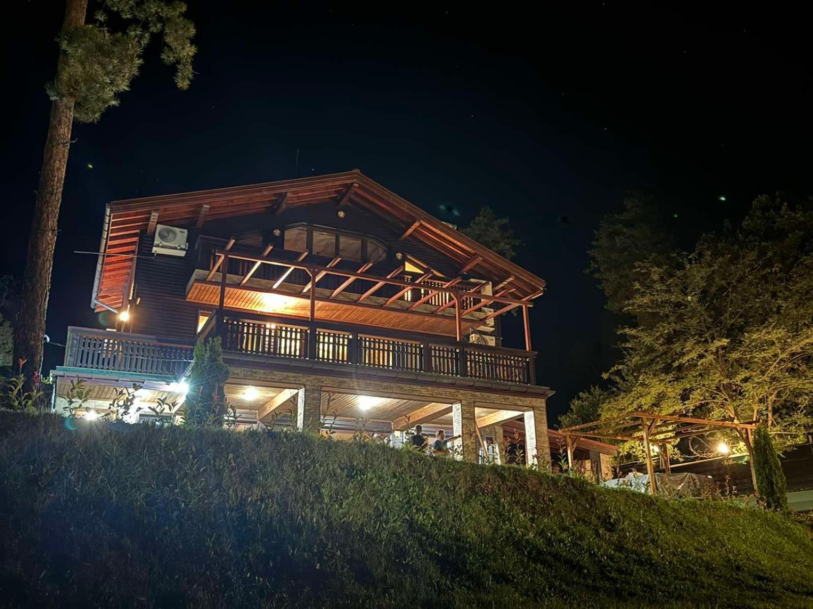 Villa Iskar Lake Residence By Bookvillabg Shtarkelovo Gnezdo 외부 사진