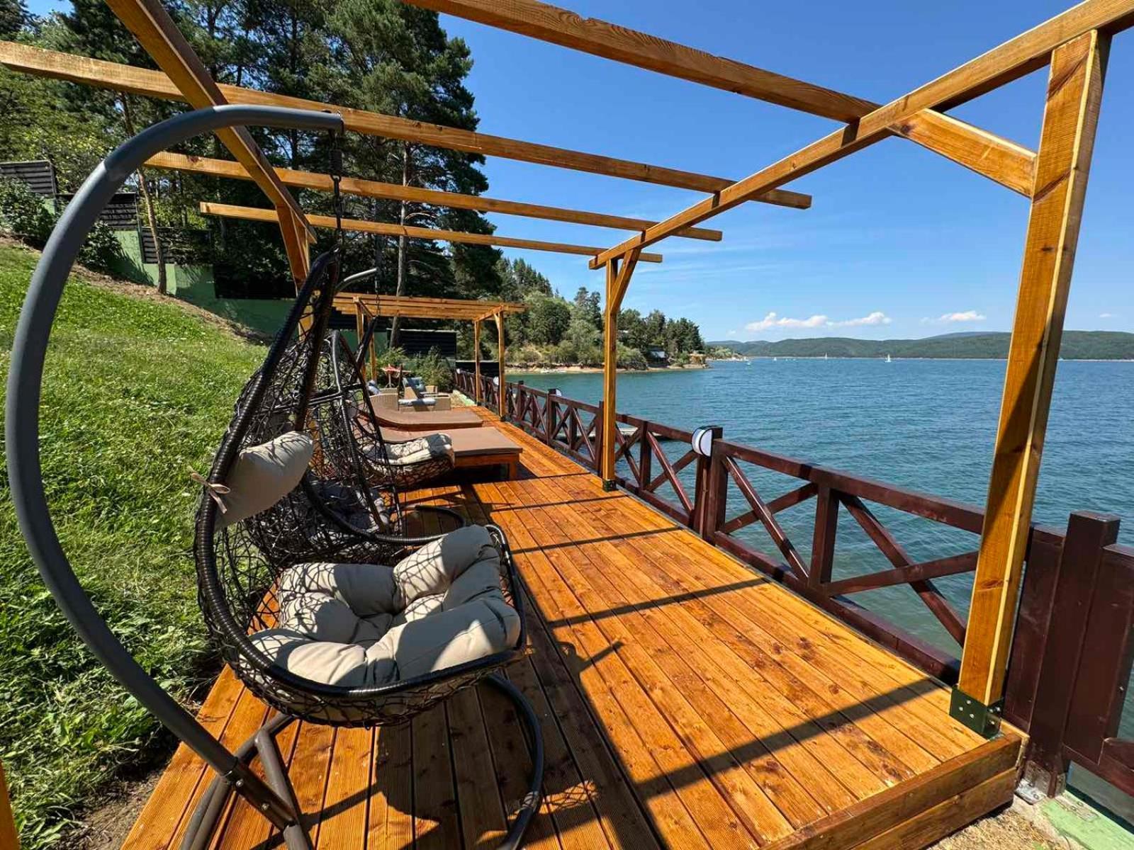 Villa Iskar Lake Residence By Bookvillabg Shtarkelovo Gnezdo 외부 사진